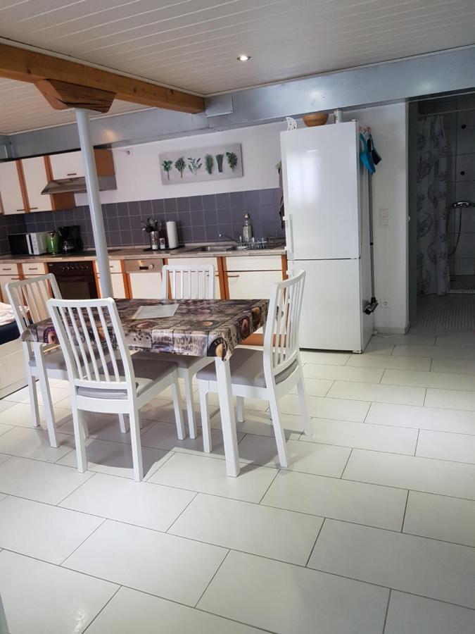 Ferienwohnung/Monteurzimmer Auf Dem Bauernhof Mörlenbach Eksteriør bilde